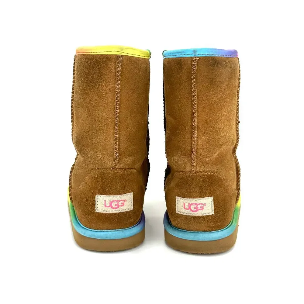 UGG Big Kids Classic Short Rainbow Winter Boot Size 6 Tan Leather Cold Weather